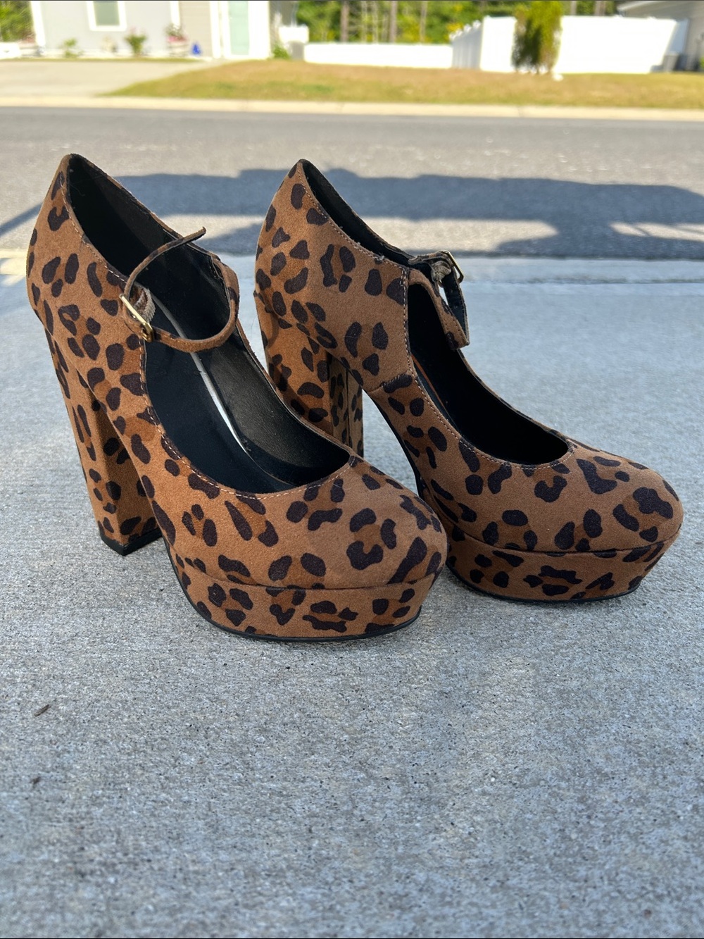 Forever 21 Brown Leopard Print Platform Mary Jane Heels